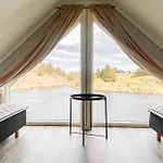 5 Bedroom Gorgeous In *